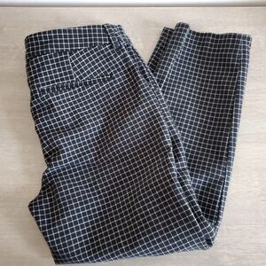 Old Navy Harper Mid Rise Cropped Pants Size 4P